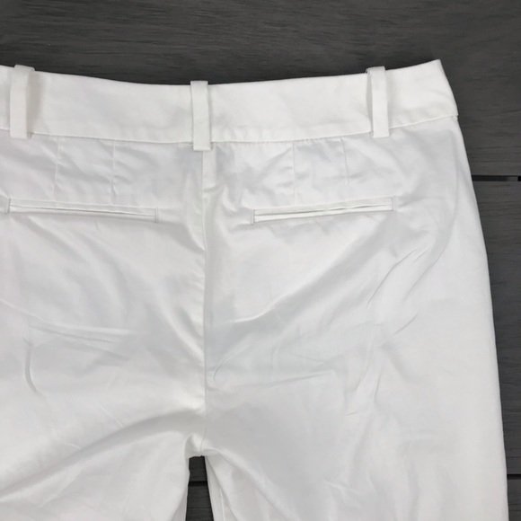 Ann Taylor white signature shorts petite 6P - Picture 4 of 8